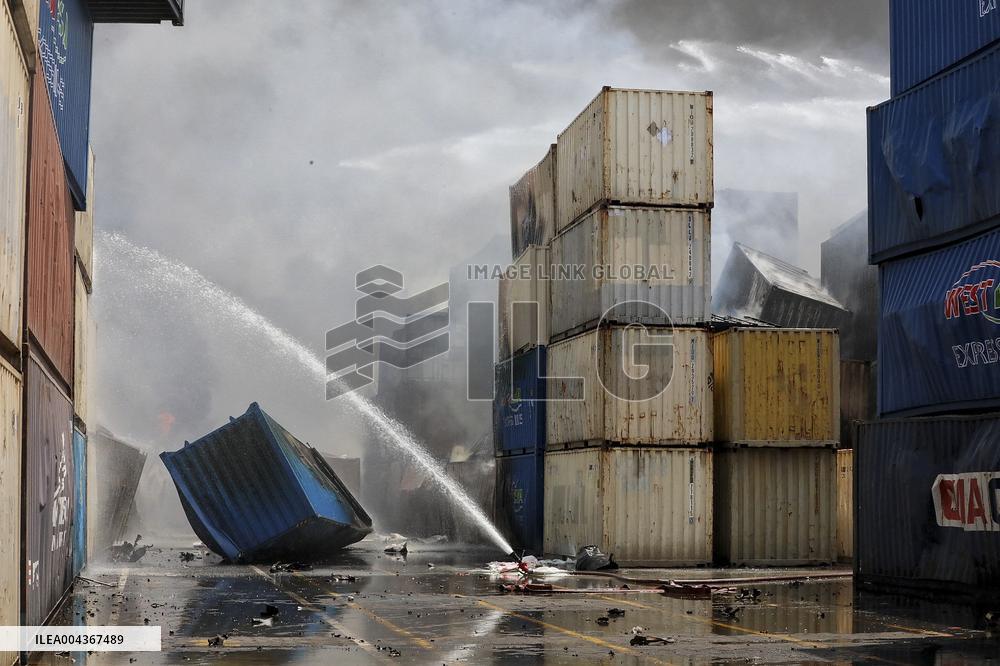 28 Killed and 800 Injured in Port Explosion - Iran