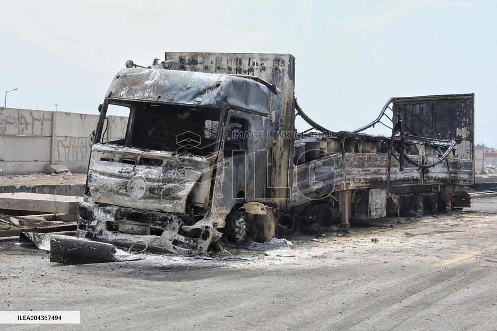 28 Killed and 800 Injured in Port Explosion - Iran