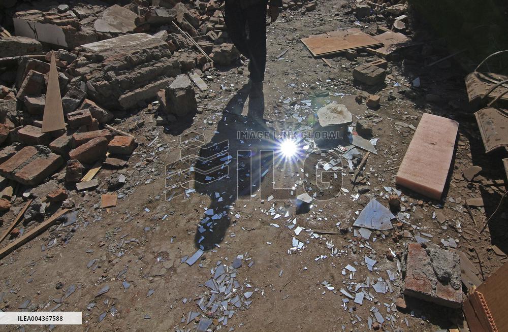 Kashmir Militant Homes Raided - India