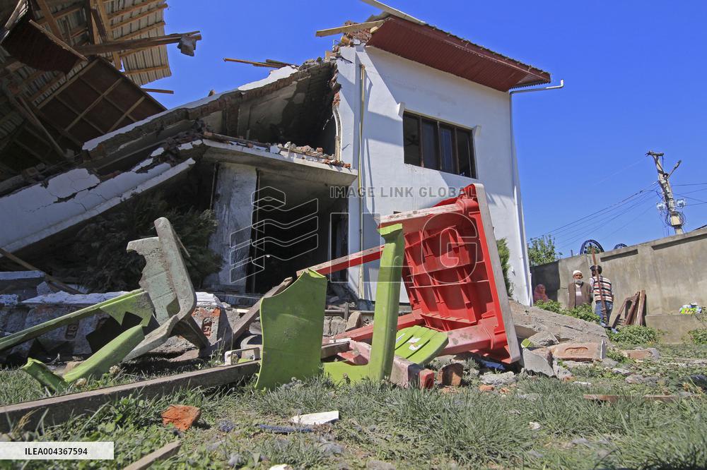 Kashmir Militant Homes Raided - India