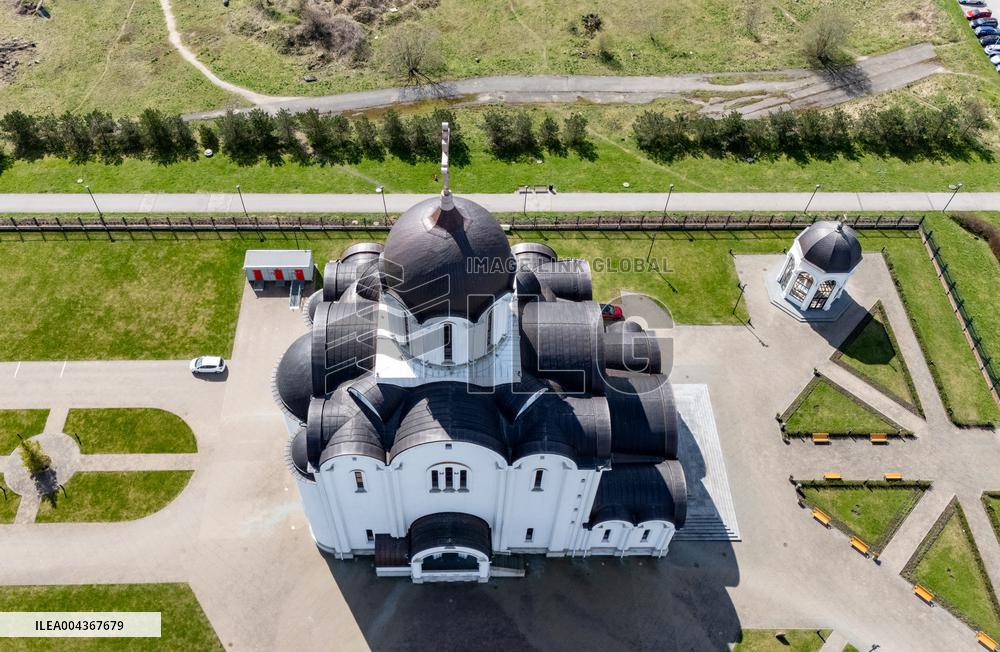 Church of the "Quick to Hearken" Icon of the Mother of God.
