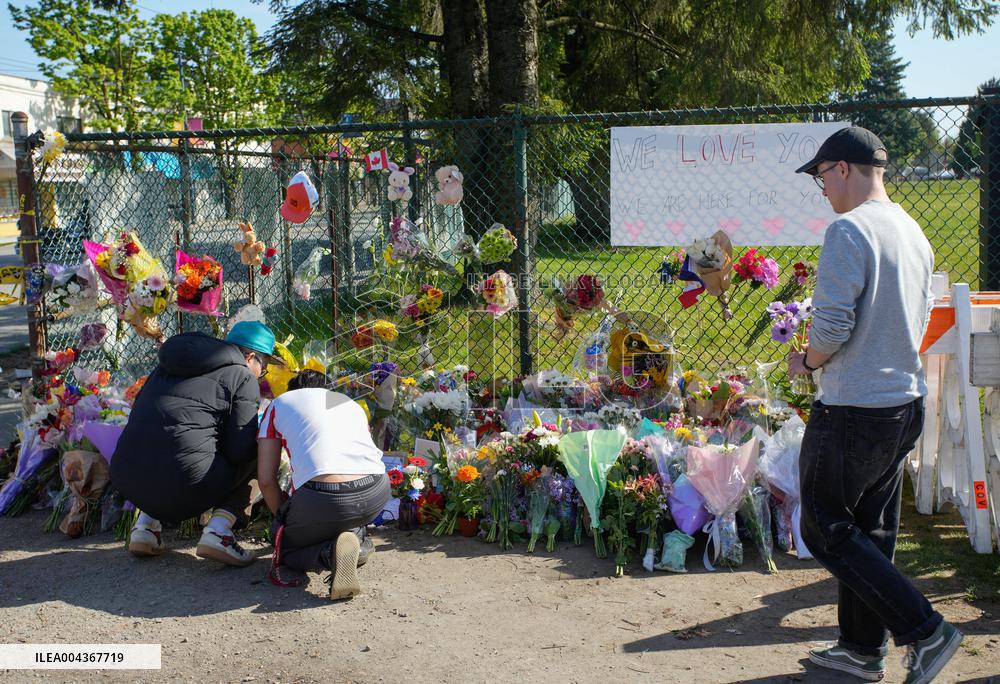 Vancouver Car Crash - Community in Mourning