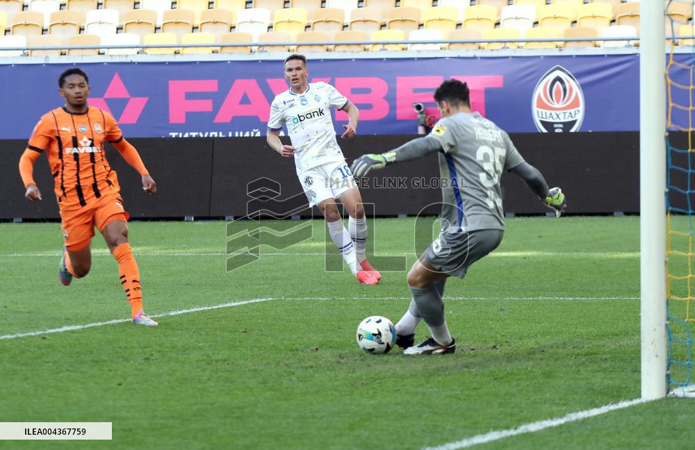 Shakhtar and Dynamo play to 2-2 draw in Lviv
