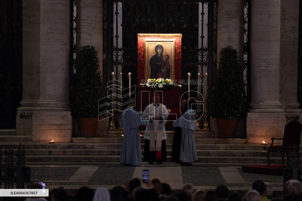 Rosary Recitation for Pope Francis at the Basilica of Santa Maria Maggiore - Rome
