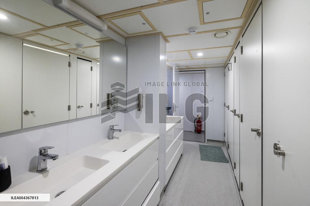 Tara Ceremonial ship launching for Arctic Exploration - France