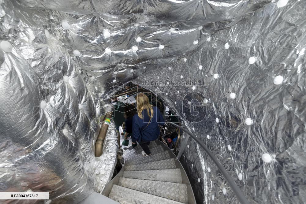 Tara Ceremonial ship launching for Arctic Exploration - France