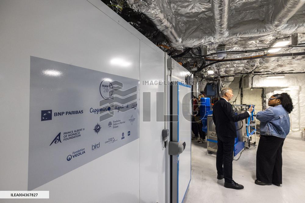 Tara Ceremonial ship launching for Arctic Exploration - France