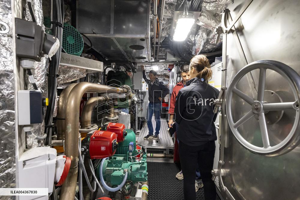 Tara Ceremonial ship launching for Arctic Exploration - France