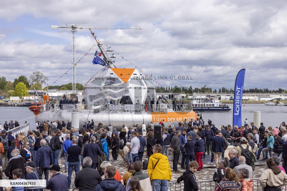 Tara Ceremonial ship launching for Arctic Exploration - France