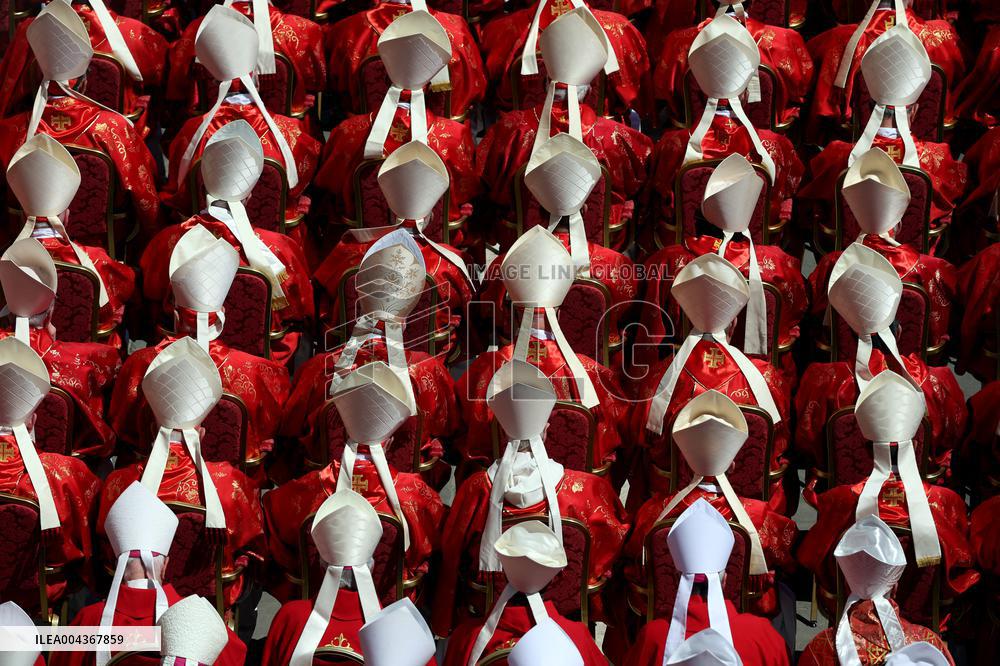 Cardinal Red Stands Out in the Square During Pope Francis Funeral - Vatican