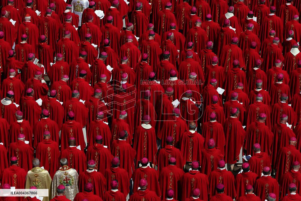 Cardinal Red Stands Out in the Square During Pope Francis Funeral - Vatican