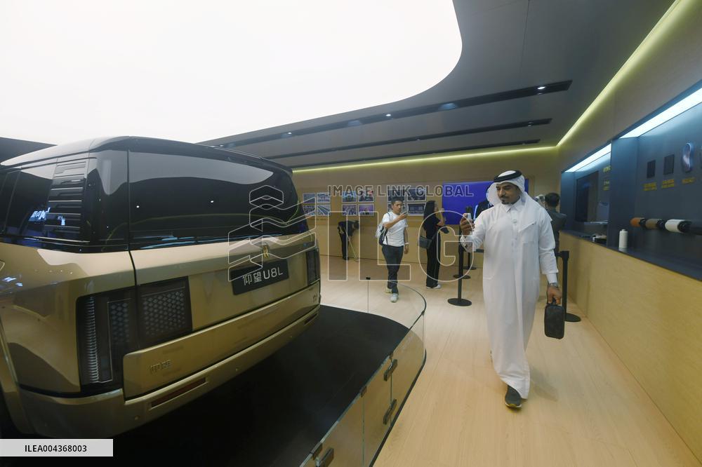 BYD Yuangwang U8L Model