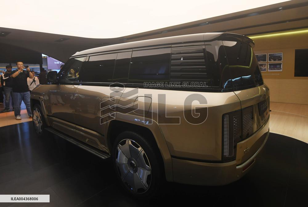 BYD Yuangwang U8L Model