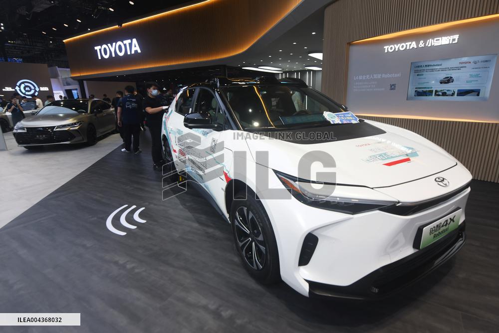 Toyota L4-level Driverless Car 4X Robotaxi