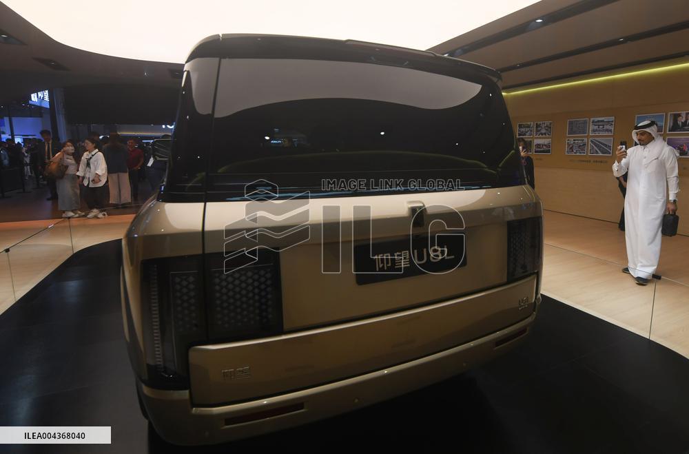 BYD Yuangwang U8L Model