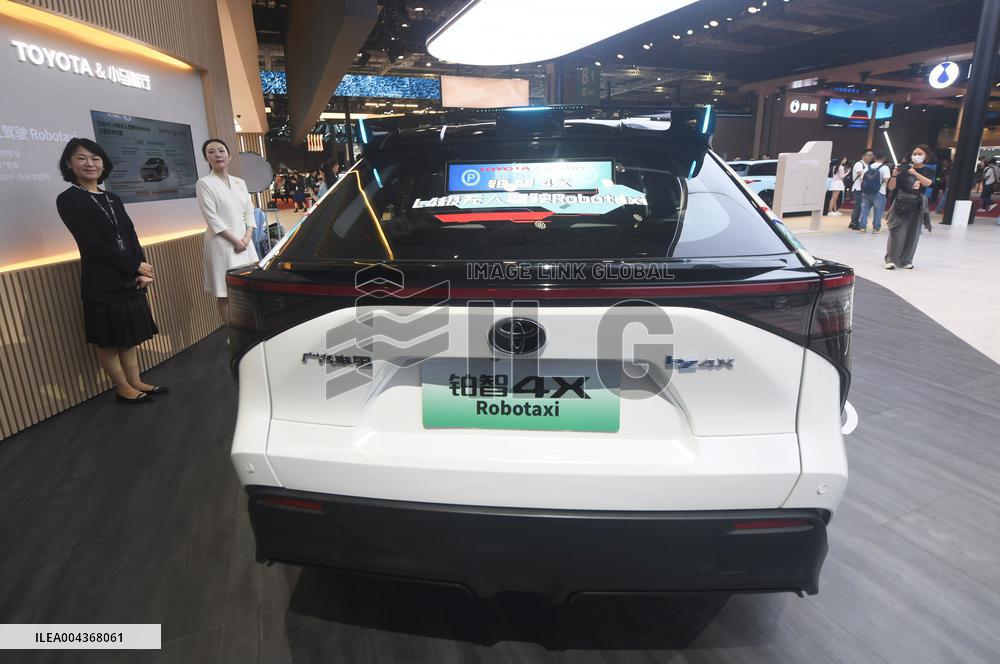 Toyota L4-level Driverless Car 4X Robotaxi