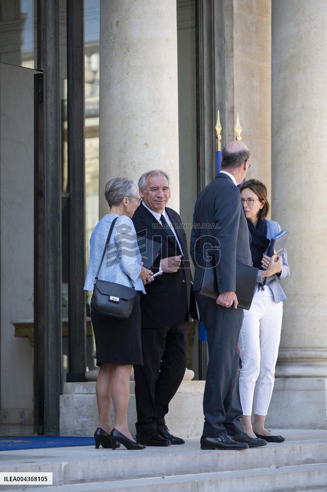 Weekly Cabinet Meeting - Paris