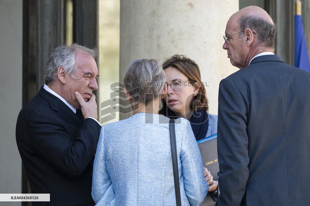 Weekly Cabinet Meeting - Paris