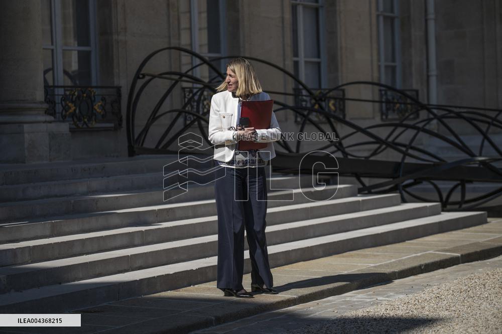 Weekly Cabinet Meeting - Paris