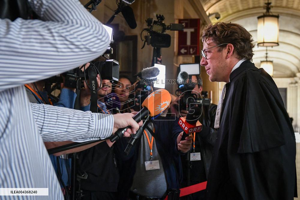 Rue Tronchet theft trial in Paris - FA