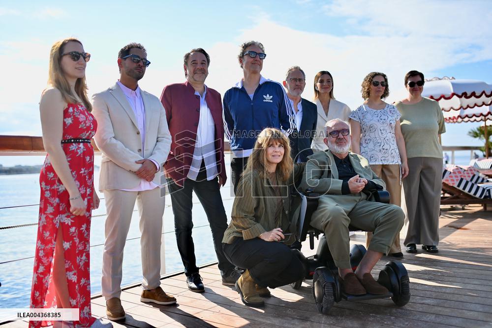 8th Canneseries - Rien Ne T Efface Photocall