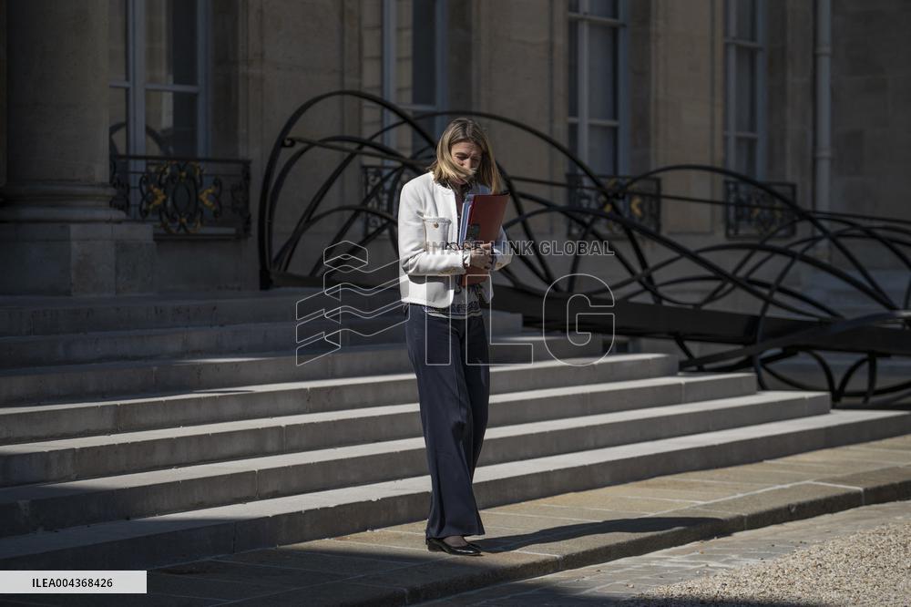 Weekly Cabinet Meeting - Paris