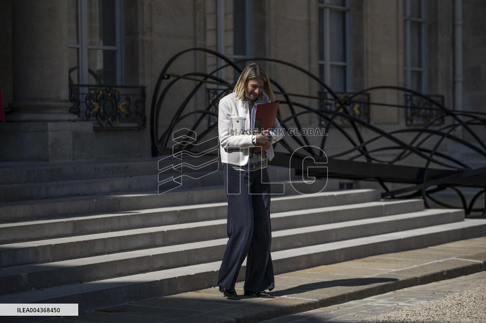 Weekly Cabinet Meeting - Paris