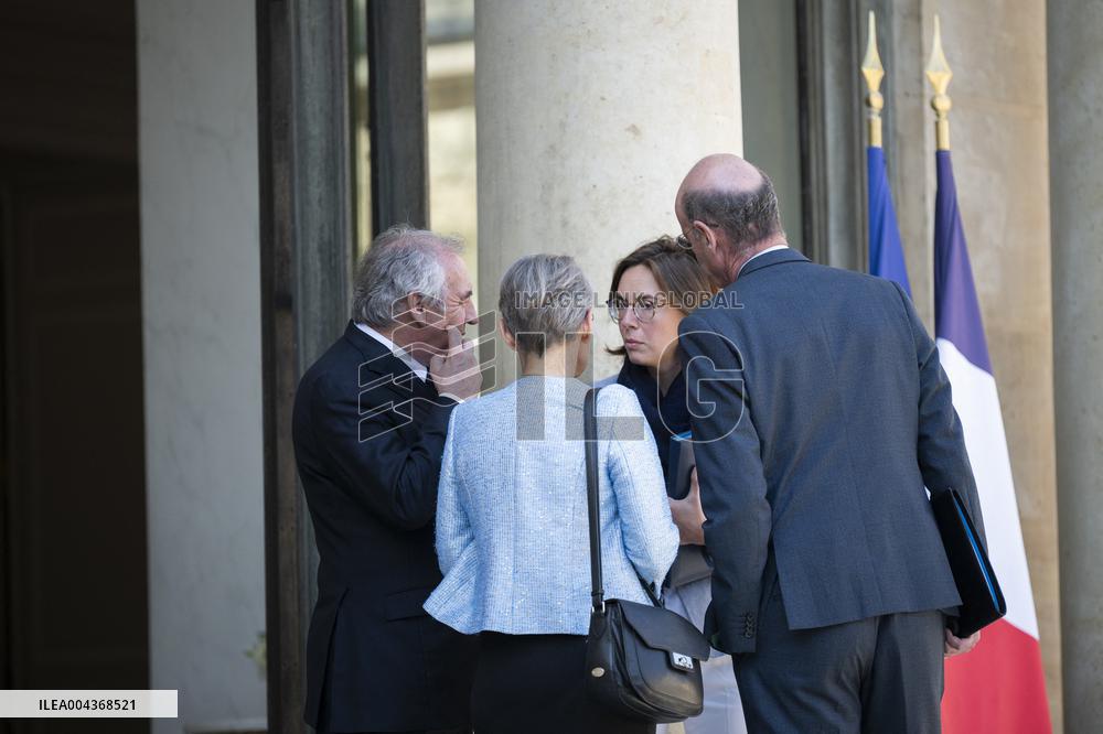 Weekly Cabinet Meeting - Paris