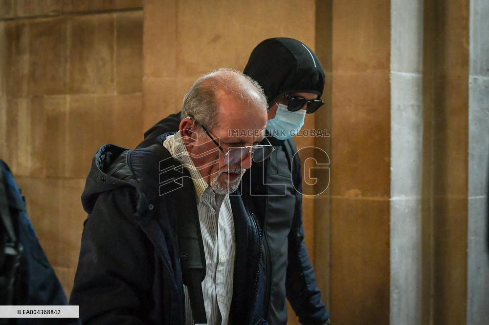 Rue Tronchet theft trial in Paris - FA