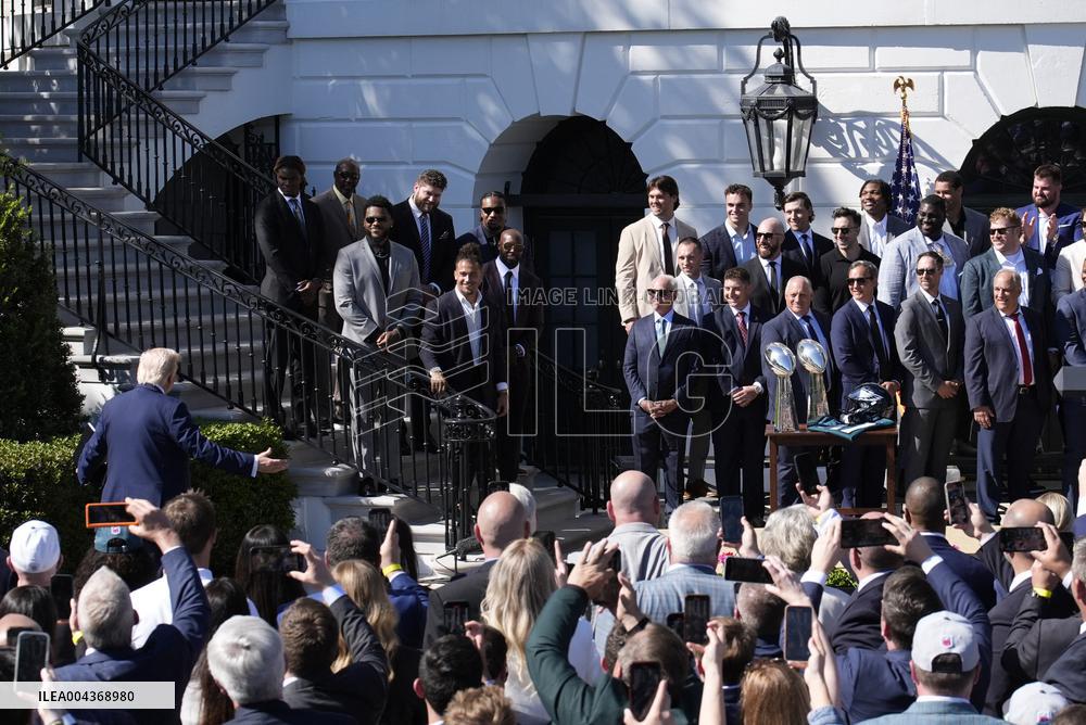 Donald Trump welcomes Philadelphia Eagles - Washington