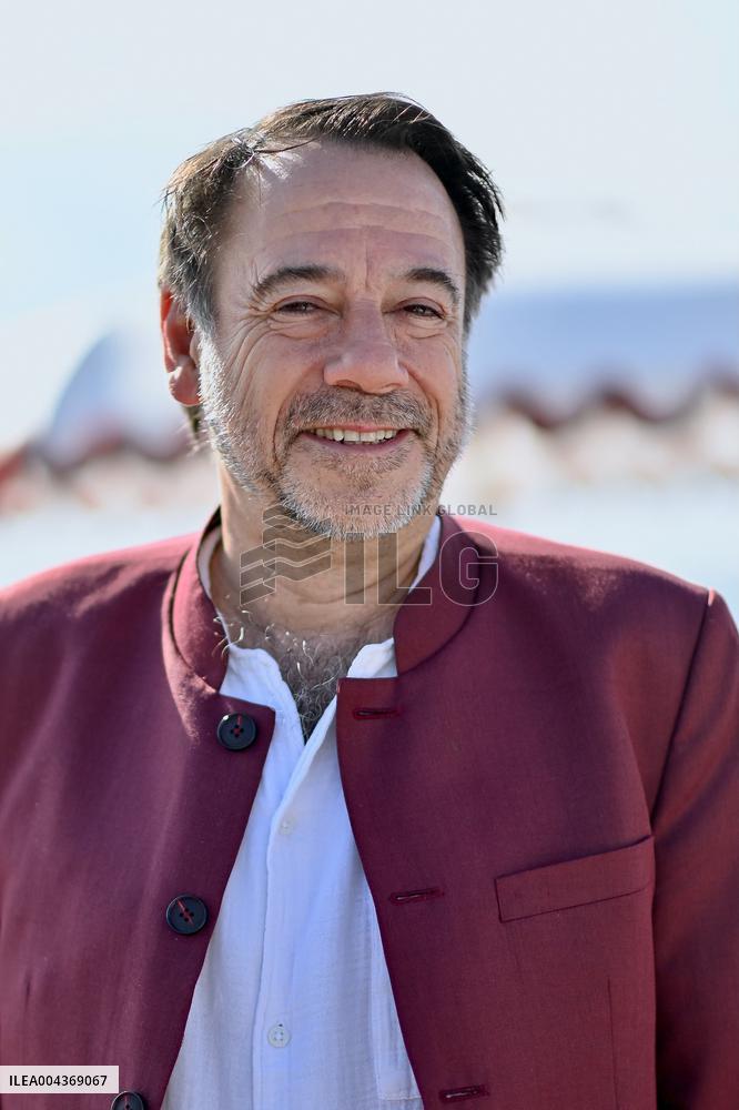 8th Canneseries - Rien Ne T Efface Photocall