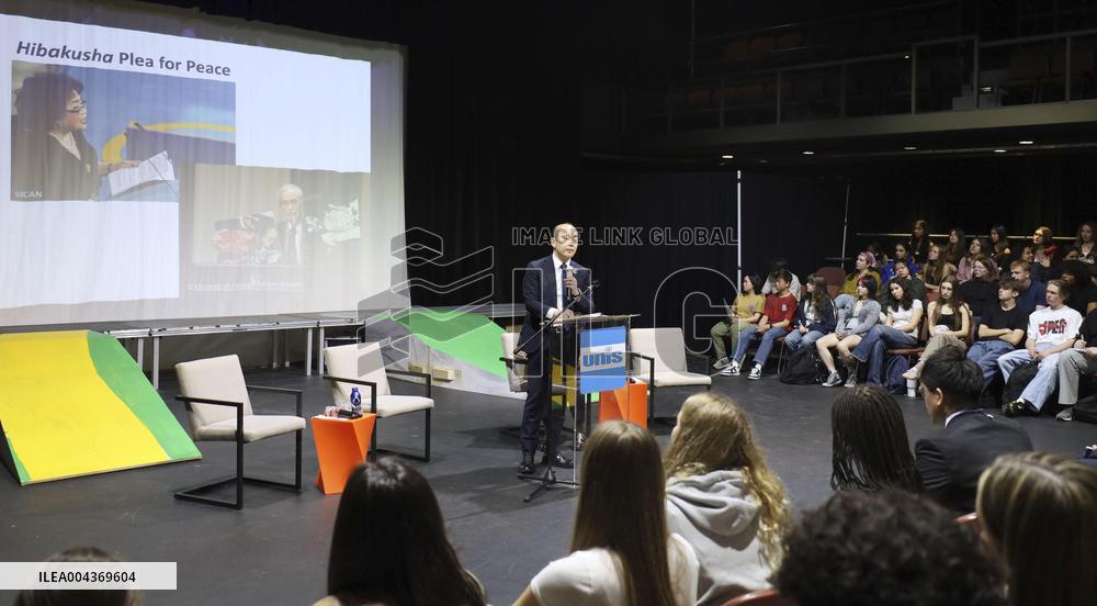 Nagasaki mayor speaks at U.N. school