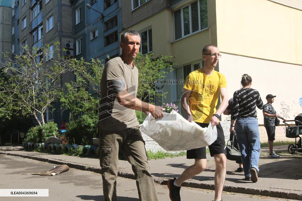Russian drone hits apartment block in KamianskeRussian drone hits apartment block in Kamianske