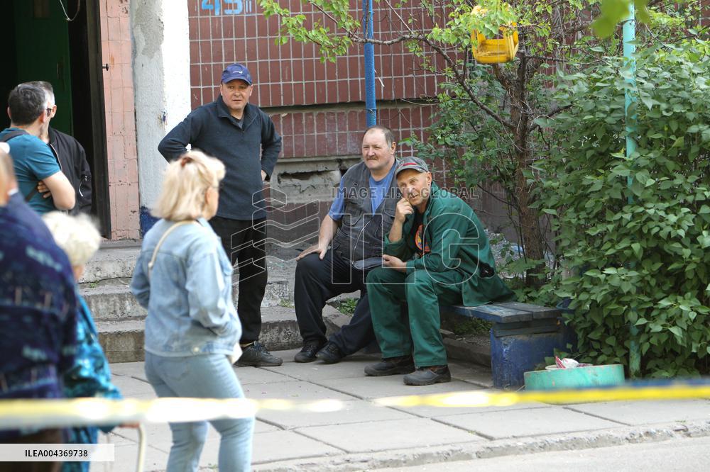 Russian drone hits apartment block in KamianskeRussian drone hits apartment block in Kamianske