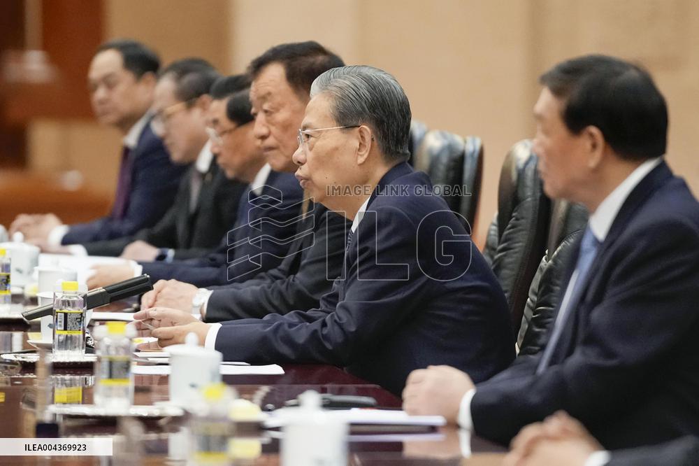 Delegation of Japanese lawmakers visits Beijing