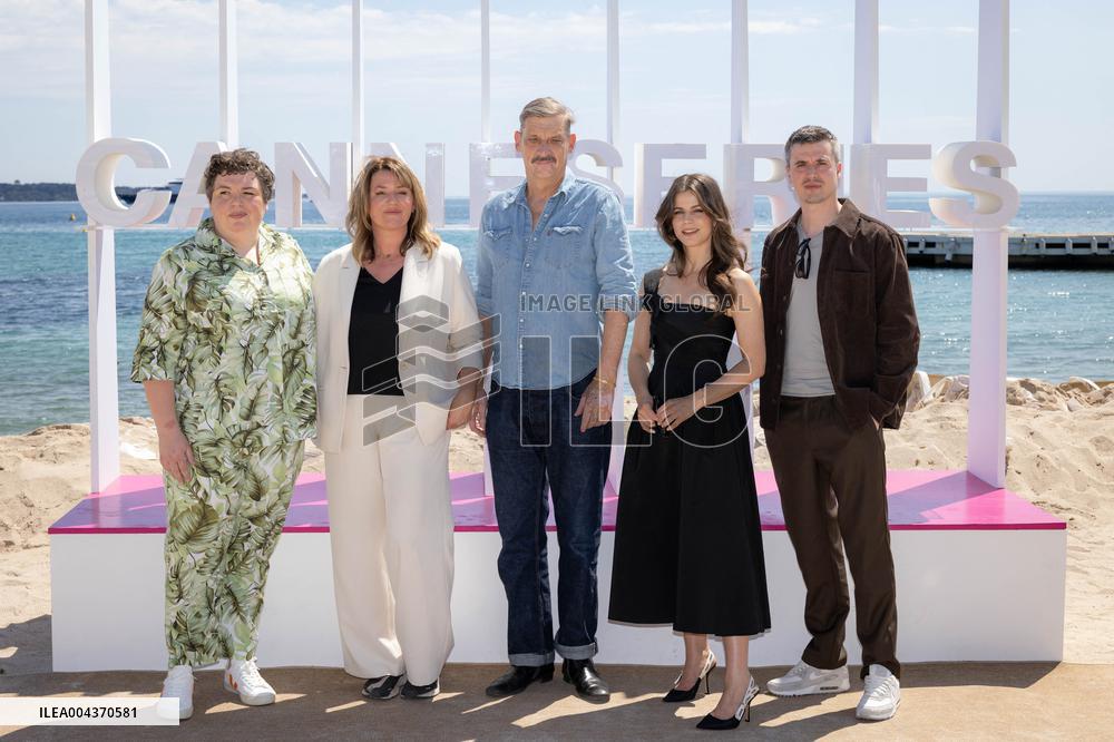 "Dead End" Photocall - 8th Canneseries International Festival