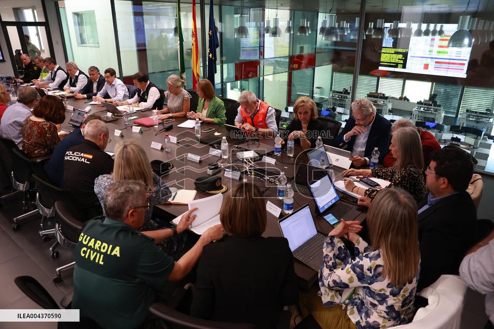 Juanma Moreno Leads Meeting on Andalusian Emergency Blackout - Spain