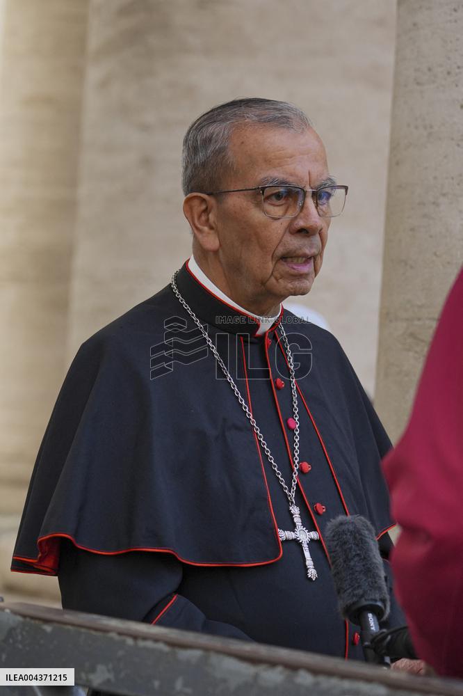 Delegation of Cardinals at Fifth General Congregation - Vatican