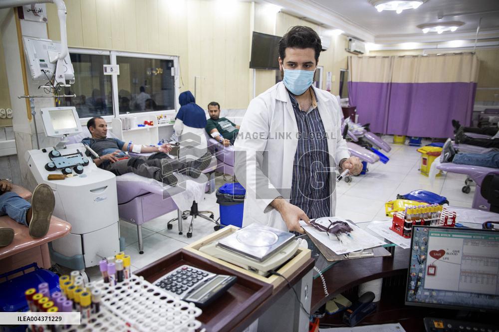 Blood Transfusions for Bandar Abbas Victims - Iran