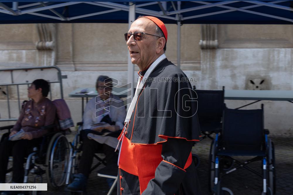 Delegation of Cardinals at Fifth General Congregation - Vatican