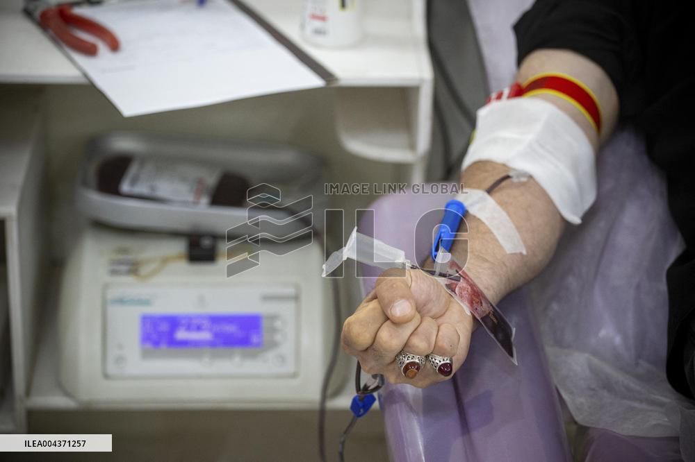 Blood Transfusions for Bandar Abbas Victims - Iran