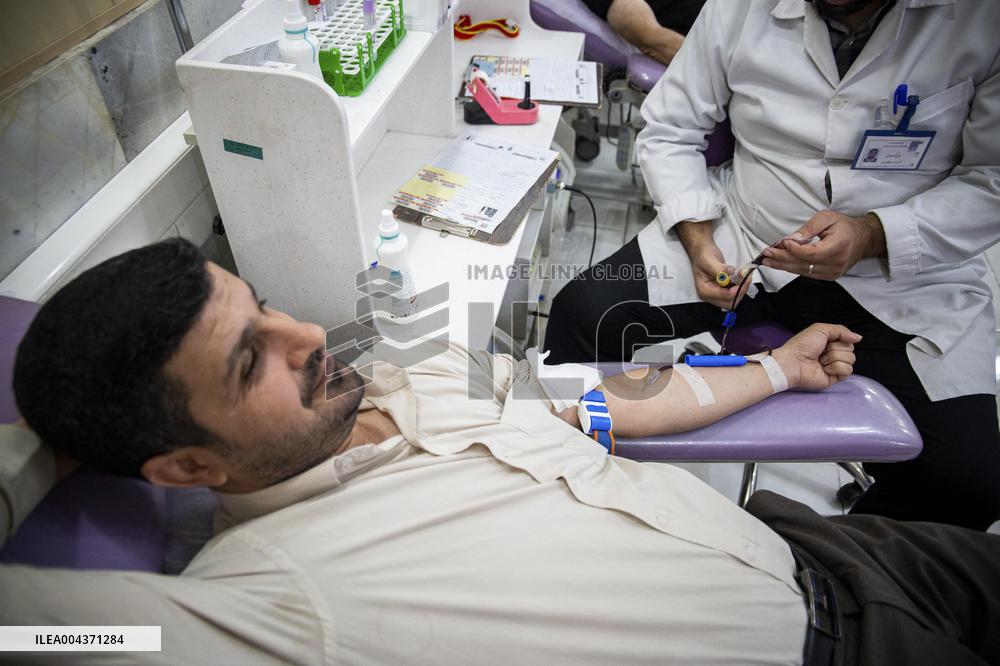 Blood Transfusions for Bandar Abbas Victims - Iran