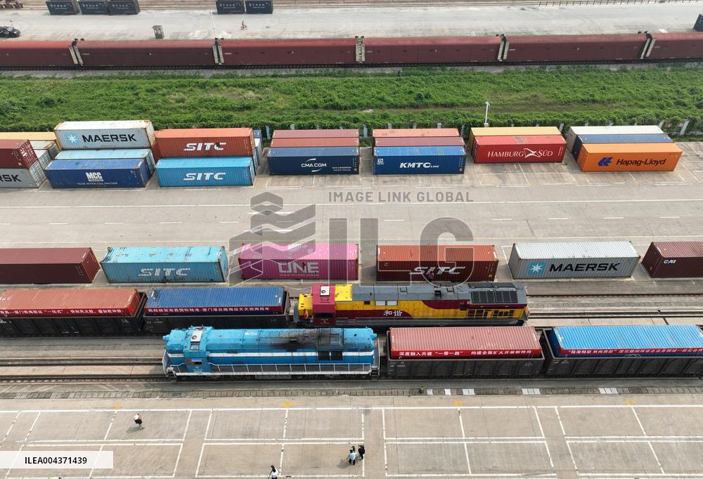 Nanchang - Xiamen Port Bi Directional Train