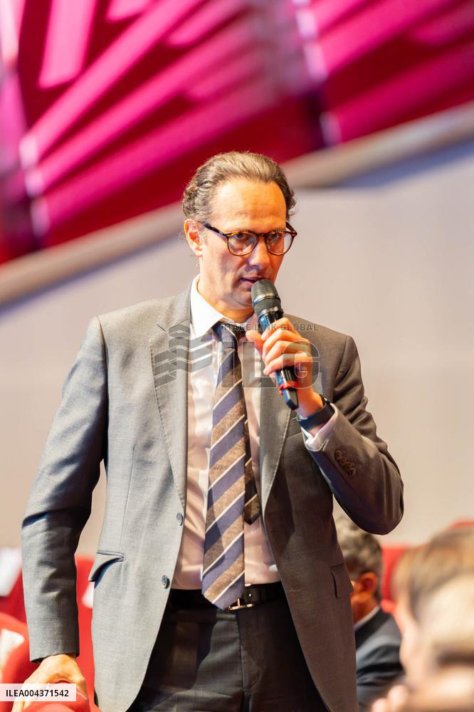 Unibail-Rodamco-Westfield General Meeting 2025 - Paris