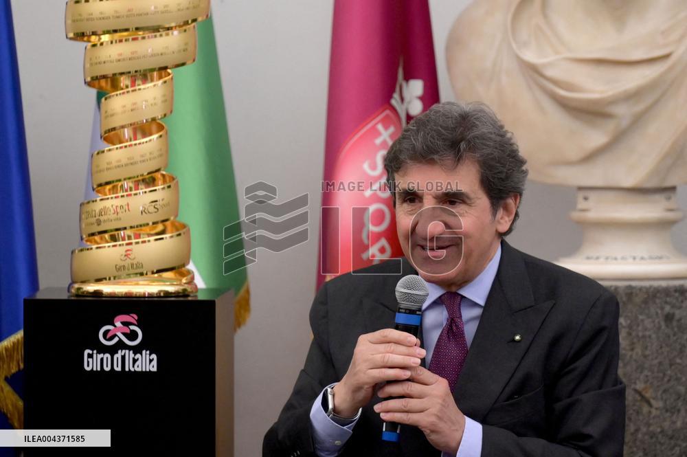 CICLISMO - Giro d'Italia - Presentation Final Stage Arrival in Rome Giro d'Italia