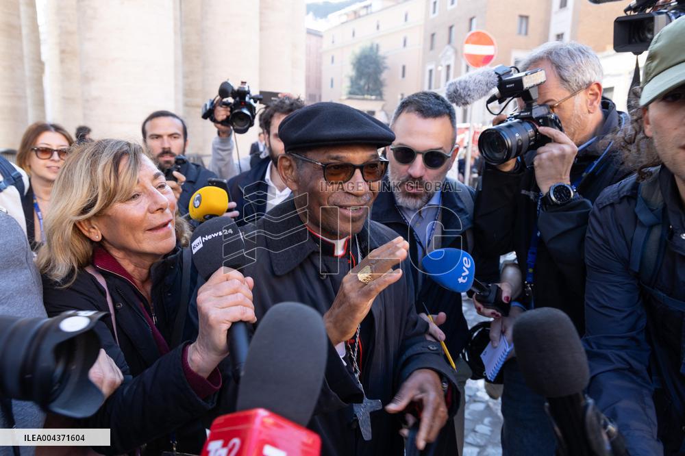 Delegation of Cardinals at Fifth General Congregation - Vatican