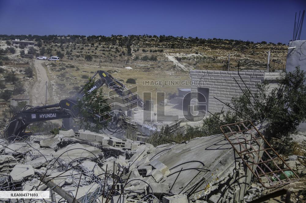 Israeli Occupying Forces Demolish Palestinian Homes - Hebron