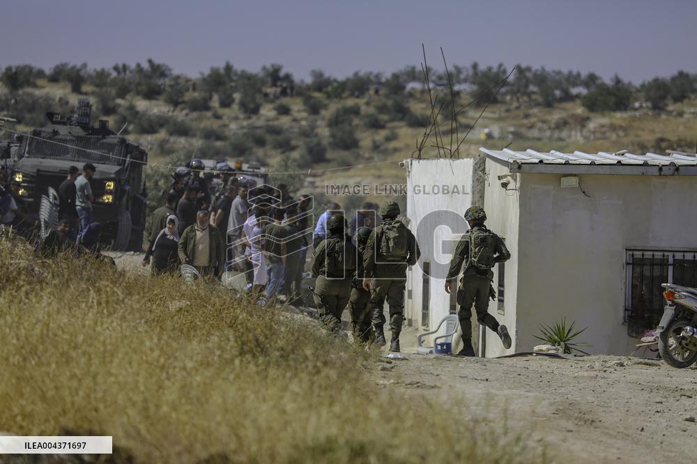 Israeli Occupying Forces Demolish Palestinian Homes - Hebron