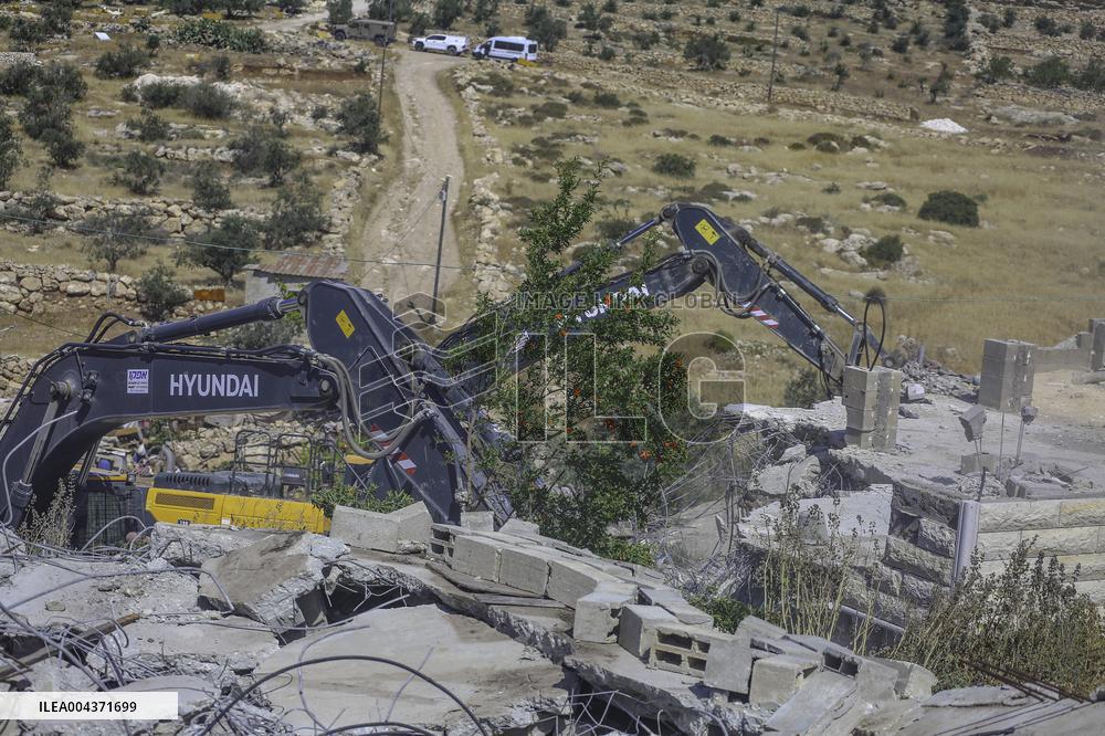 Israeli Occupying Forces Demolish Palestinian Homes - Hebron
