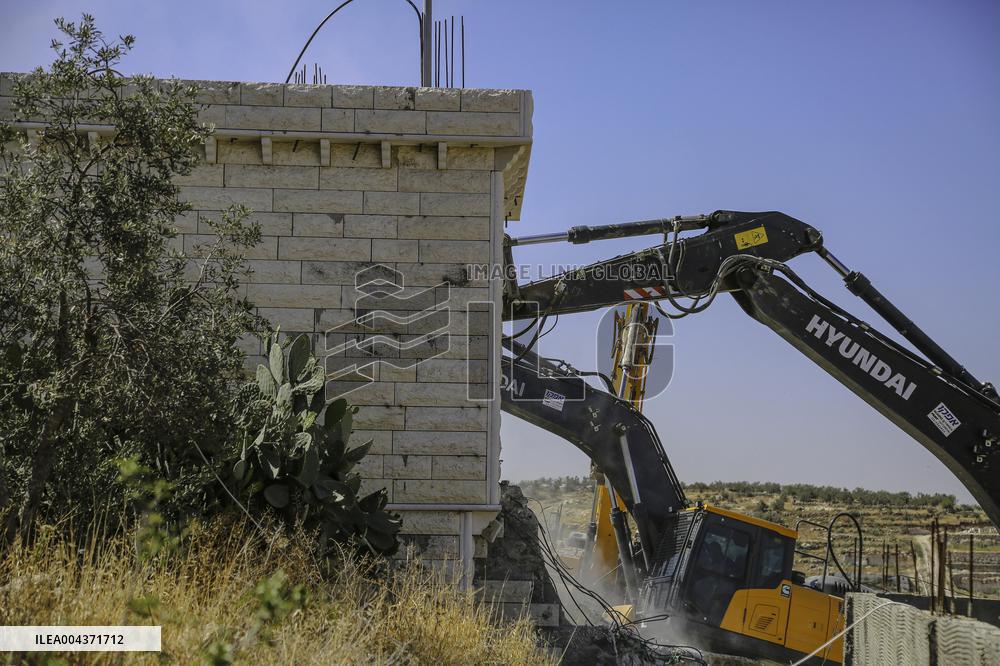 Israeli Occupying Forces Demolish Palestinian Homes - Hebron